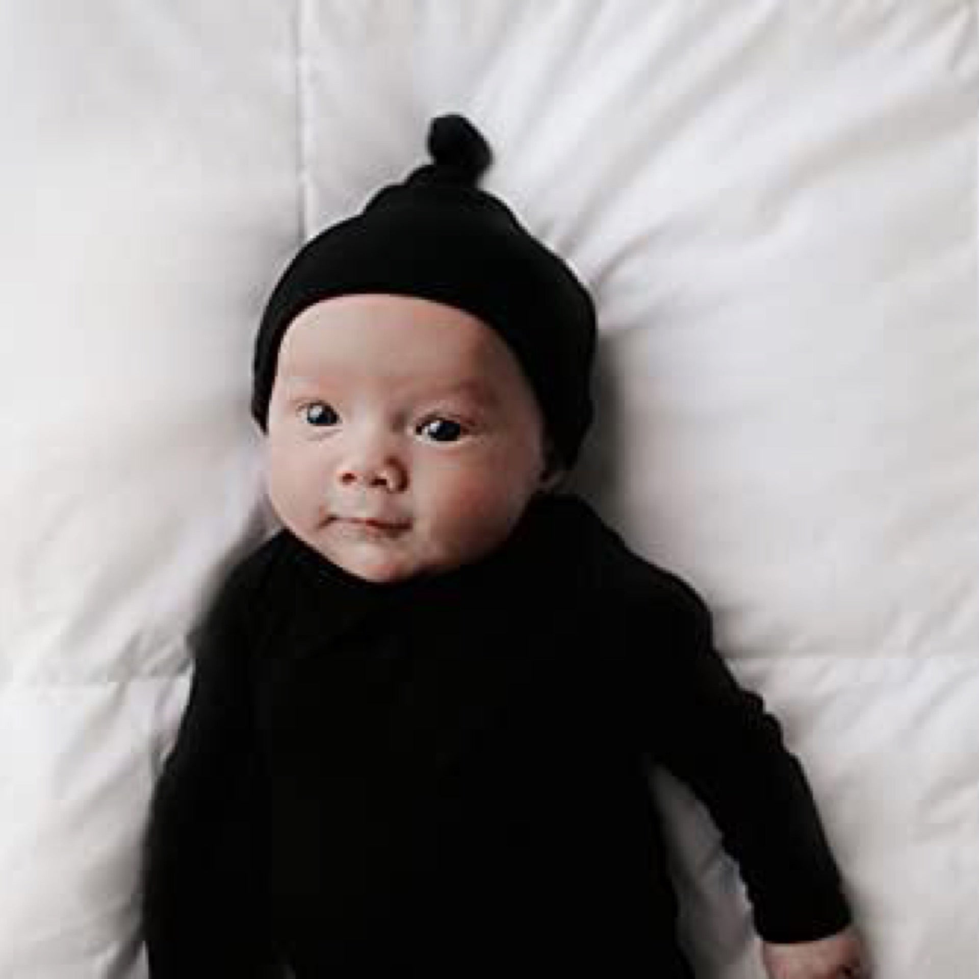 Three Little Tots Newborn Baby Knotted Tie Gown (Black)
